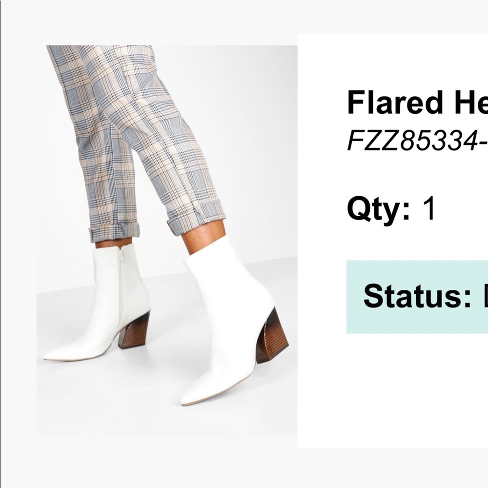 Boohoo white flares heel boots